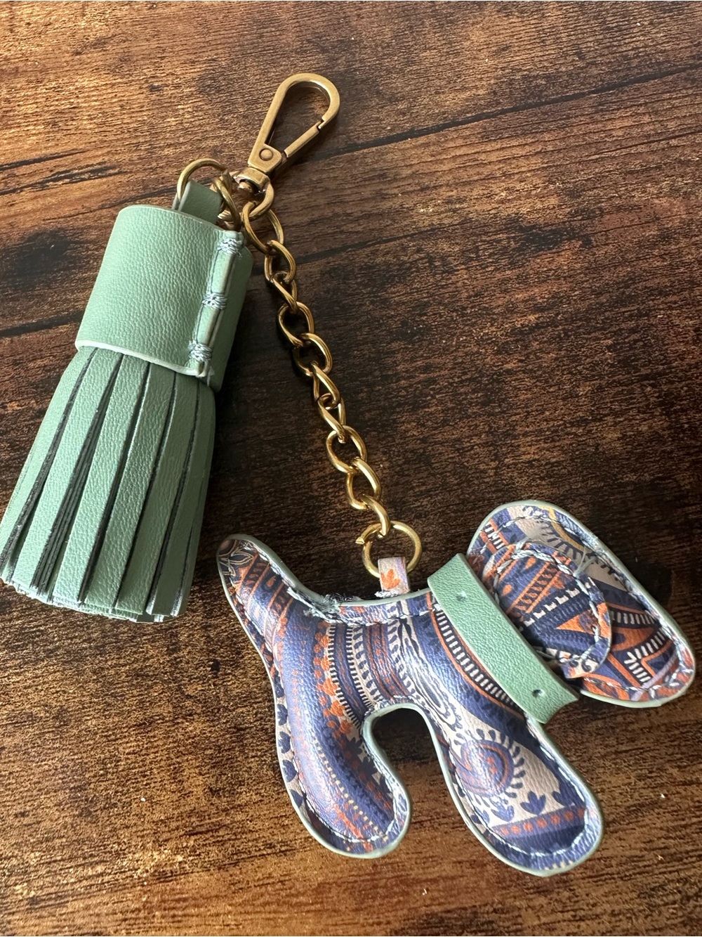 Steve Madden Mint Green Tassel & Patterned Dog Bag Charm Keychain NWOT - Picture 4 of 5